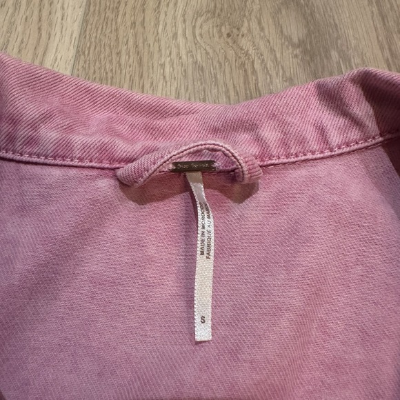 Free People X We The Free Rumors Denim Jacket Pink Acid Wash Women's Small EUC - Picture 5 of 8